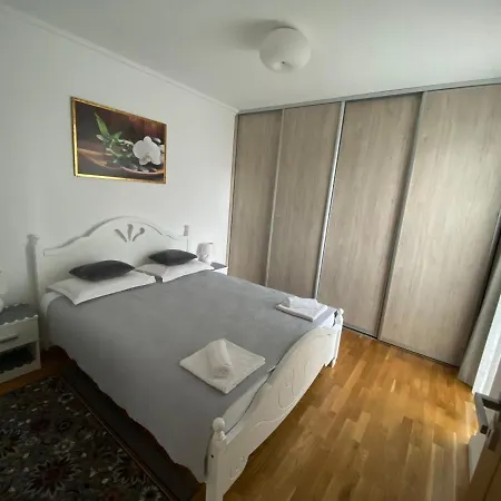 Lägenhet Lunafan Cluj-Napoca